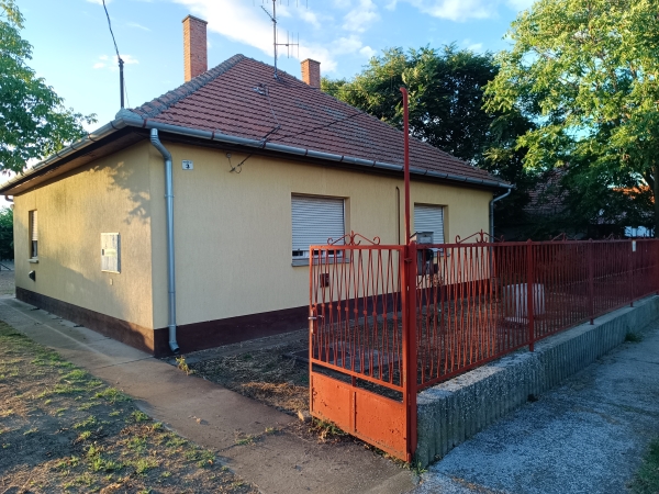 Családi ház